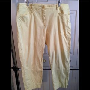 Talbots pale yellow cropped chinos